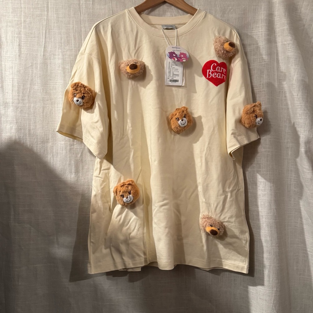 13 De Marzo Care Bears Cream T-Shirt with Bear Accents